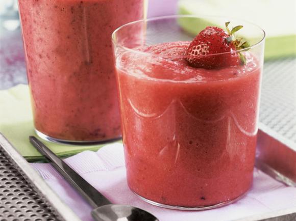 weight loss smoothie, strawberry smoothie, prevention